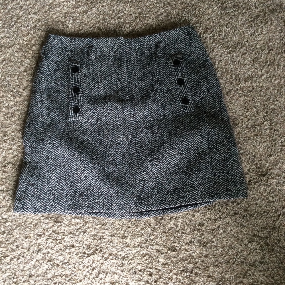 Halogen skirt, tweed style front zipper, pockets